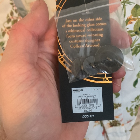 Disney Alice Through the Looking Glass Designer Collection - Picture 6 of 6